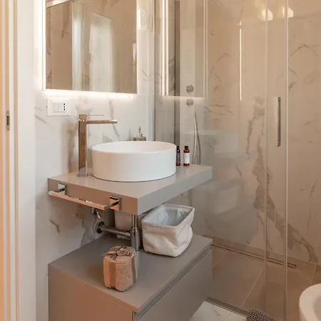 Essenza Salvia Luxury Apartament *