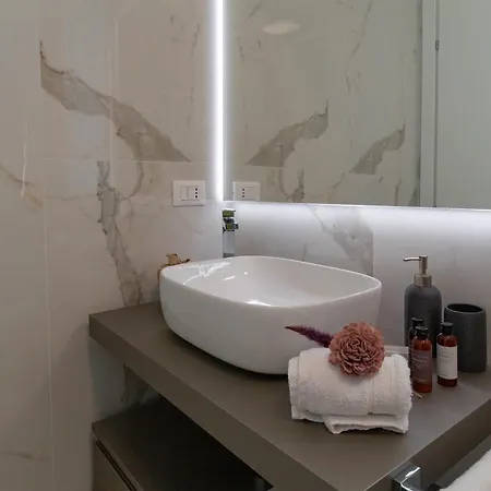Essenza Luxury Appartamento *