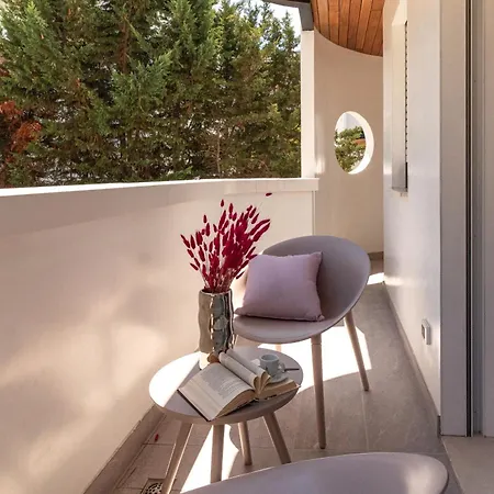 Essenza Luxury